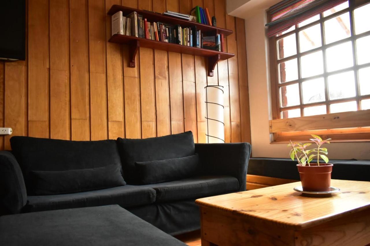 Cinerama Hostel San Carlos de Bariloche Ngoại thất bức ảnh
