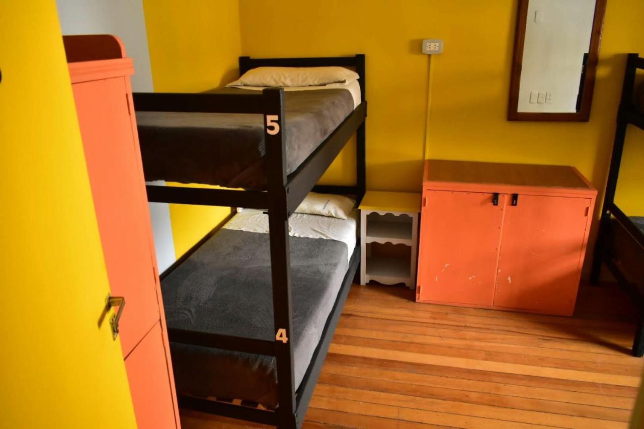 Cinerama Hostel San Carlos de Bariloche Ngoại thất bức ảnh